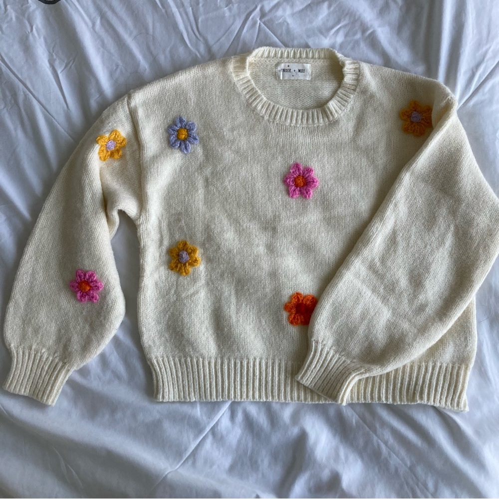 Simons Cream Sweater with Flower Appliqués